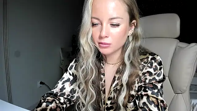 Snapshot of jennifer838 chatting on 29, 4, 2026 jennifer838 online show from 29, 4, 2026