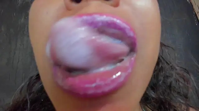 KamariaFyre online show from 15, 2, 2025