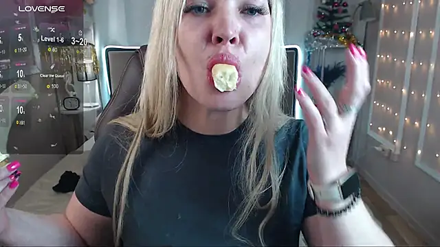 lissa voxx online show from 5, 1, 2025