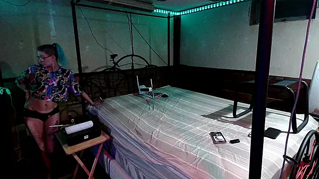 Stonermama666420 online show from 16, 10, 2025