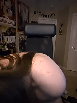 Snapshot of HannahCastle96 chatting on 14, 3, 2025 HannahCastle96 online show from 14, 3, 2025