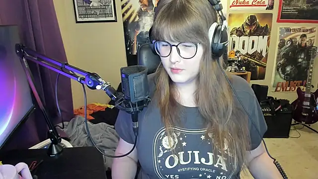 Snapshot of HannahCastle96 chatting on 6, 10, 2025 HannahCastle96 online show from 6, 10, 2025