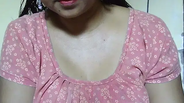 Snapshot of Suhana-sapna chatting on 8, 10, 2025 Suhana-sapna online show from 8, 10, 2025