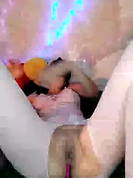 Snapshot of Sweety-Cat chatting on 6, 1, 2025 Sweety-Cat online show from 6, 1, 2025