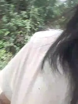 Snapshot of Danna-linyi chatting on 19, 2, 2025 Danna-linyi online show from 19, 2, 2025