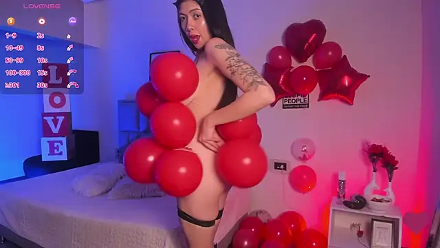 Aurora Hotson online show from 15, 2, 2025