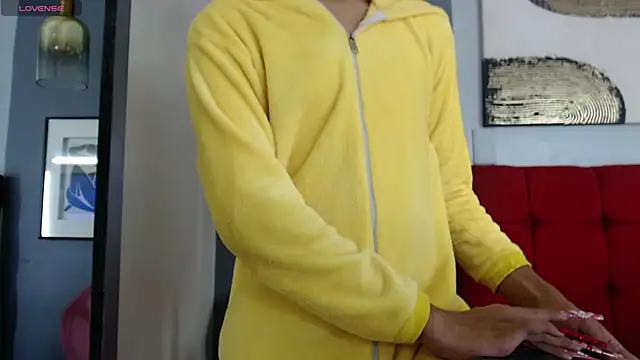  Natassia Dreams online show from 18, 1, 2025