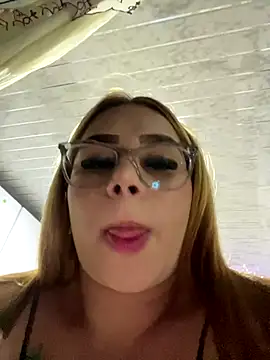 Snapshot of Dulce_smith_1 chatting on 2, 11, 2025 Dulce smith 1 online show from 2, 11, 2025