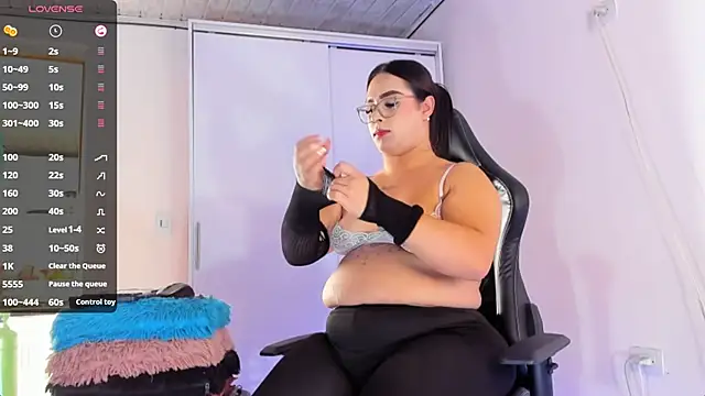 Dulce smith 1 online show from 21, 2, 2026