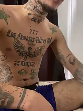 Snapshot of Junihn0 chatting on 25, 12, 2024 Junihn0 online show from 25, 12, 2024