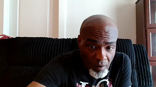 Snapshot of sinnernoir chatting on 8, 6, 2026 sinnernoir online show from 8, 6, 2026