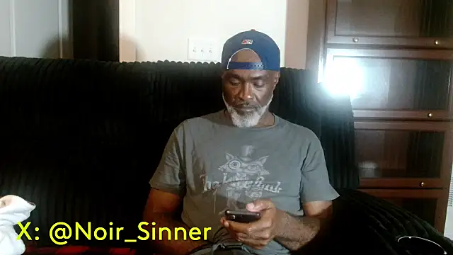 Snapshot of sinnernoir chatting on 5, 7, 2026 sinnernoir online show from 5, 7, 2026