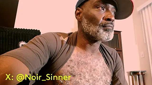 Snapshot of sinnernoir chatting on 18, 7, 2026 sinnernoir online show from 18, 7, 2026