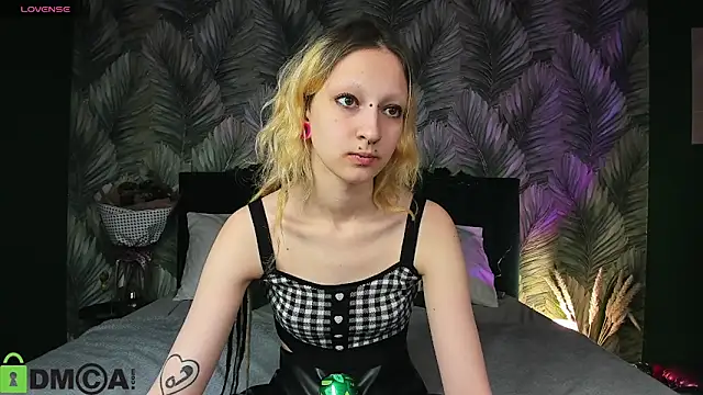 Lexy-Woorhez online show from 15, 12, 2025