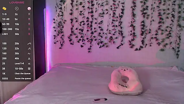 Snapshot of Lessy_Lasska chatting on 8, 6, 2026 Lessy Lasska online show from 8, 6, 2026