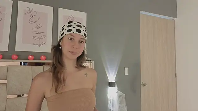 jolie lov online show from 28, 10, 2025