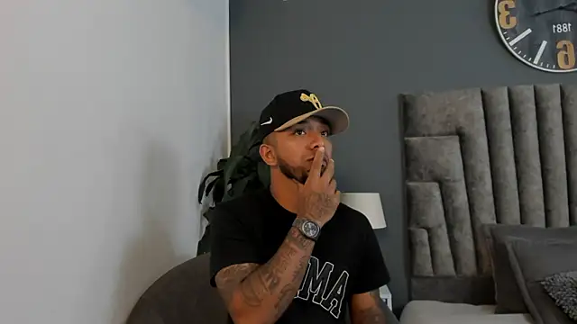 Robin Rief online show from 3, 12, 2025