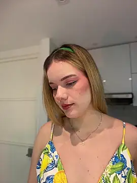 NicoleCut online show from 24, 3, 2026