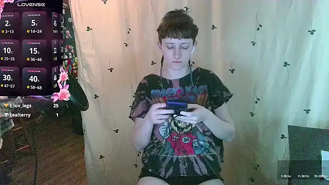 Snapshot of _hellostormy_ chatting on 5, 2, 2025  hellostormy  online show from 5, 2, 2025