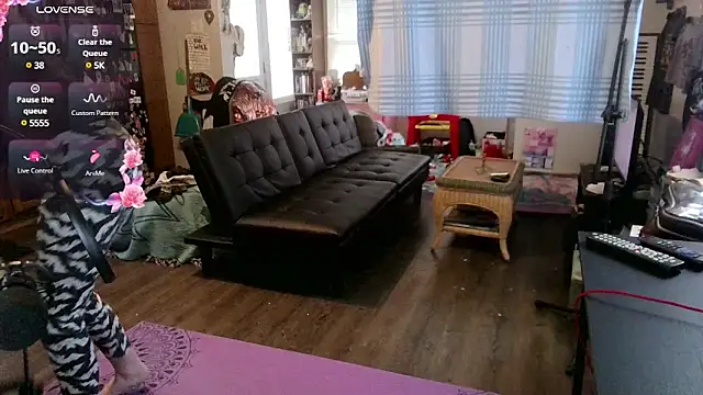 Snapshot of _hellostormy_ chatting on 9, 2, 2025  hellostormy  online show from 9, 2, 2025