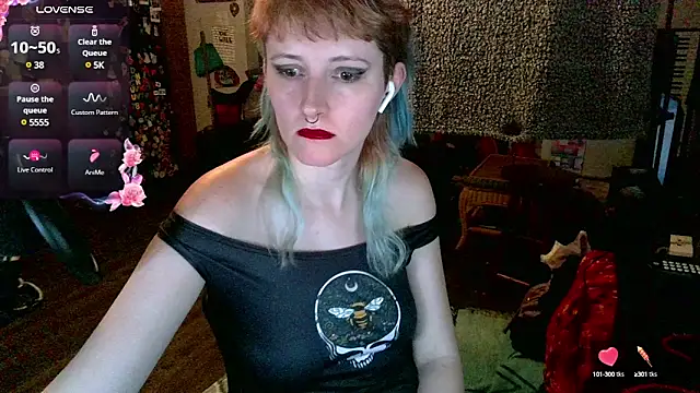 Snapshot of _hellostormy_ chatting on 13, 2, 2025  hellostormy  online show from 13, 2, 2025
