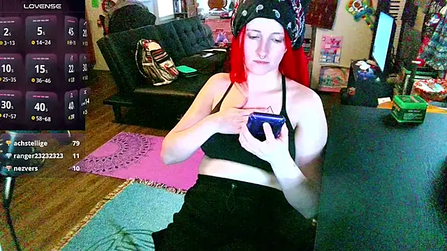 Snapshot of _hellostormy_ chatting on 15, 3, 2025  hellostormy  online show from 15, 3, 2025