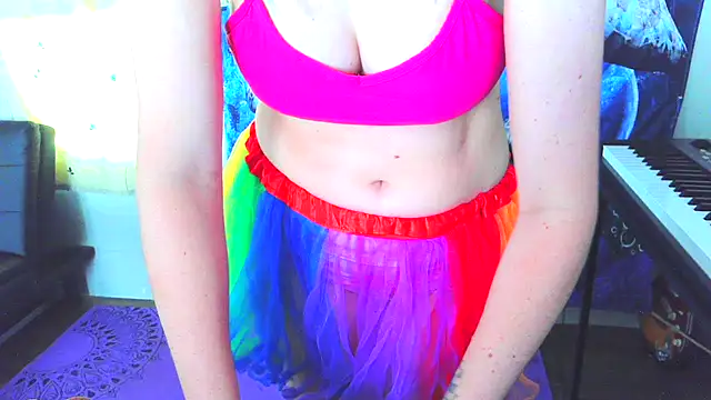Snapshot of _hellostormy_ chatting on 3, 10, 2025  hellostormy  online show from 3, 10, 2025