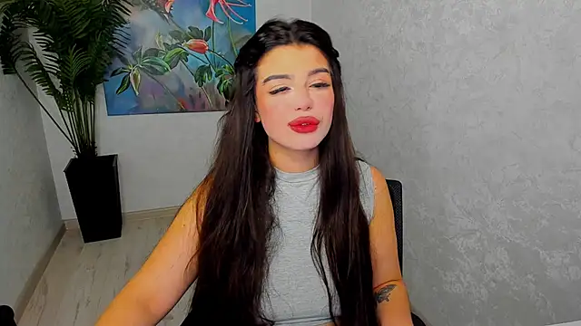 Snapshot of AlluringAriel chatting on 10, 5, 2026 AlluringAriel online show from 10, 5, 2026