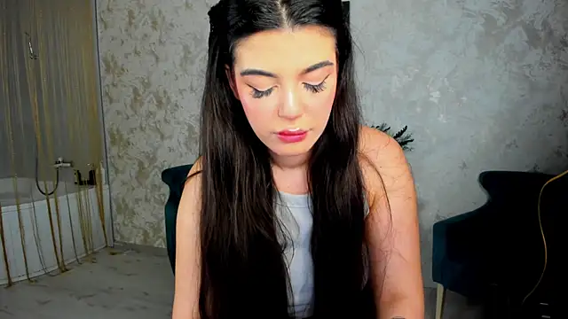 Snapshot of AlluringAriel chatting on 29, 5, 2026 AlluringAriel online show from 29, 5, 2026