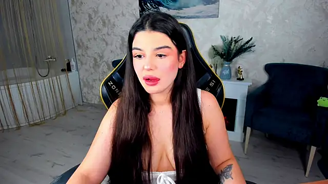 Snapshot of AlluringAriel chatting on 6, 6, 2026 AlluringAriel online show from 6, 6, 2026