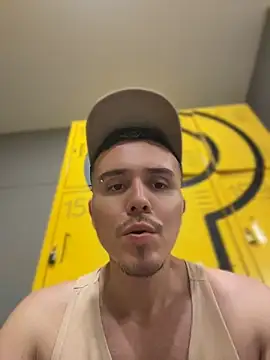 Snapshot of adam-rivera chatting on 1, 7, 2026 adam-rivera online show from 1, 7, 2026