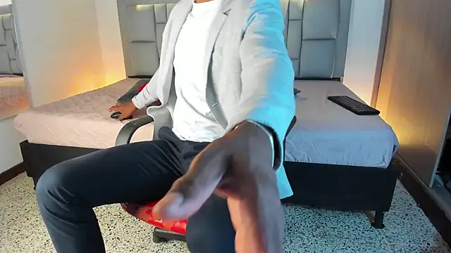 Snapshot of JEFFREY_COTTOM chatting on 10, 2, 2025 JEFFREY COTTOM online show from 10, 2, 2025