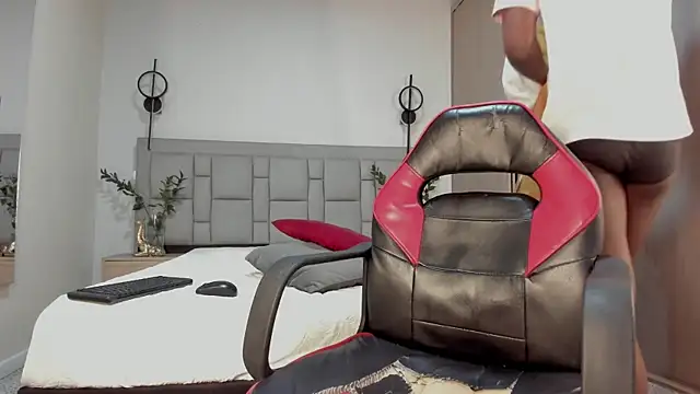 Snapshot of JEFFREY_COTTOM chatting on 14, 11, 2025 JEFFREY COTTOM online show from 14, 11, 2025