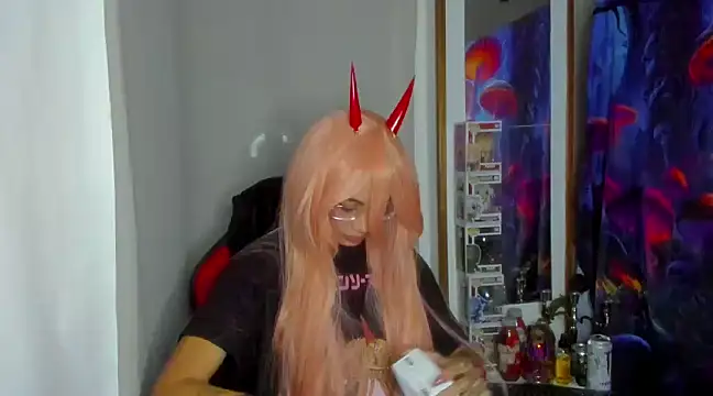 Snapshot of _sakae_ chatting on 19, 12, 2024 sakae online show from 19, 12, 2024