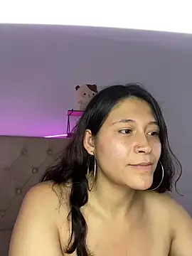 Snapshot of mariana_21x chatting on 28, 2, 2025 mariana 21x online show from 28, 2, 2025