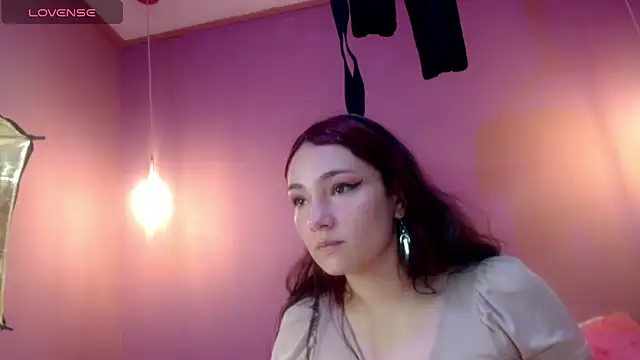 Snapshot of cami_fire chatting on 8, 1, 2025 cami fire online show from 8, 1, 2025