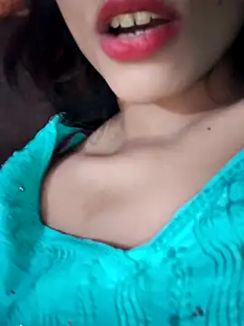 Snapshot of Babby_girl08 chatting on 4, 11, 2025 Babby girl08 online show from 4, 11, 2025