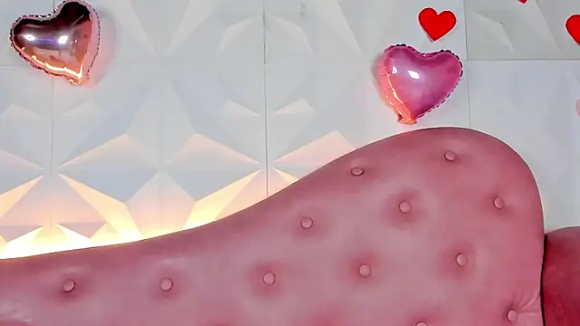 CarlaAlvez online show from 19, 2, 2025