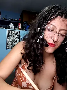 LoveElectra online show from 10, 2, 2025