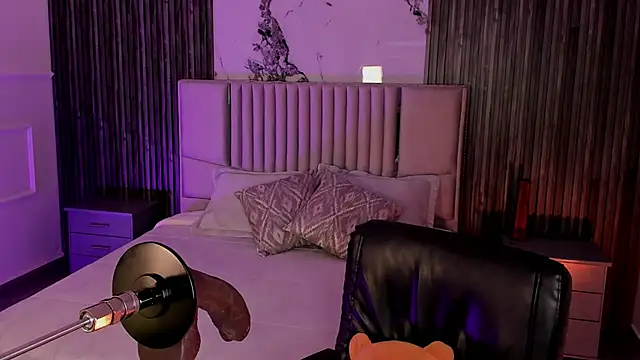 Lillyortiz online show from 13, 2, 2026