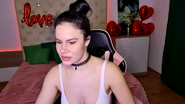 KattieSims online show from 10, 2, 2025