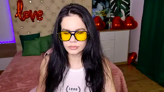 KattieSims online show from 16, 2, 2025