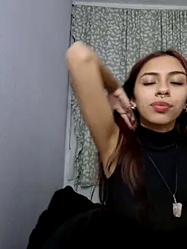 Jazmin-Cerezita online show from 11, 9, 2025