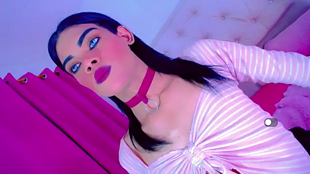 Theylor Rouse online show from 26, 6, 2026