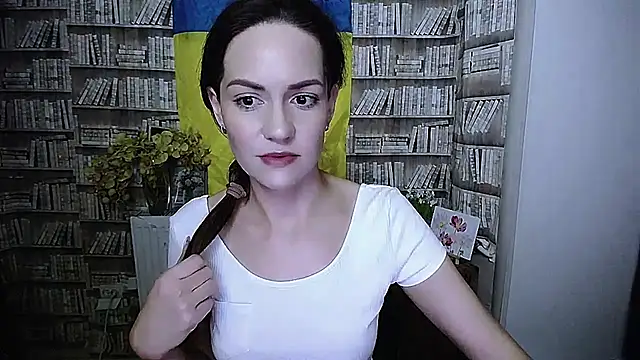 Lina Star S online show from 11, 11, 2025