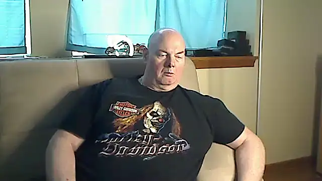 Snapshot of harley99574 chatting on 20, 12, 2024 harley99574 online show from 20, 12, 2024