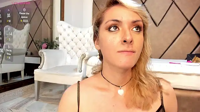 Snapshot of LunitaDiva chatting on 15, 2, 2025 LunitaDiva online show from 15, 2, 2025