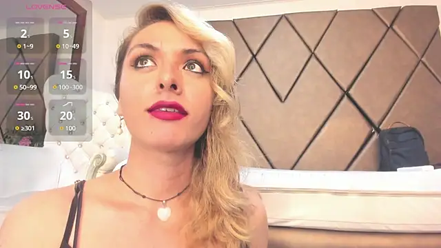 Snapshot of LunitaDiva chatting on 26, 2, 2025 LunitaDiva online show from 26, 2, 2025