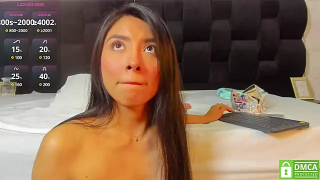 Snapshot of Camila__Gomez chatting on 1, 2, 2025 Camila Gomez online show from 1, 2, 2025