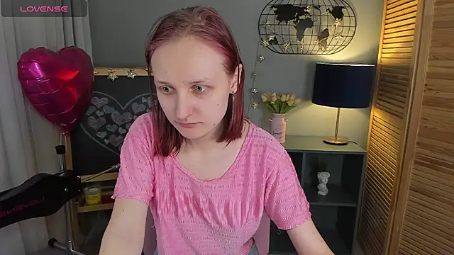 Snapshot of SallyFishery chatting on 22, 2, 2025 SallyFishery online show from 22, 2, 2025